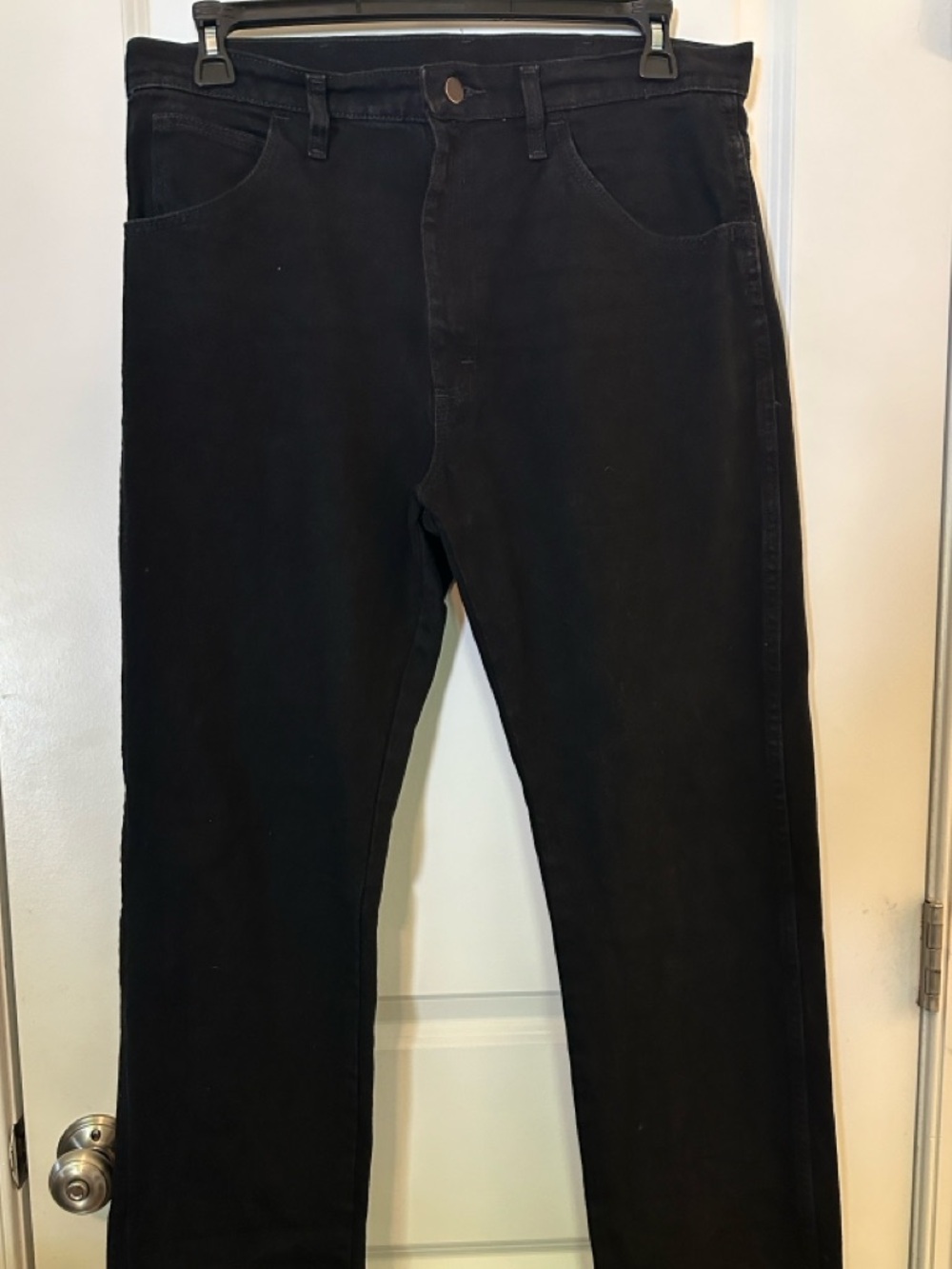 Rustler Men's Black Straight Jeans - Picture 6 of 9